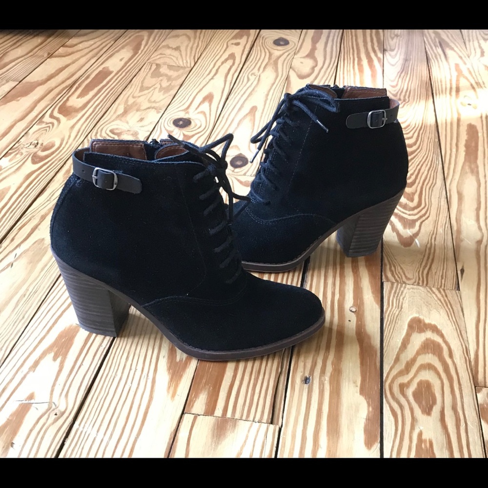 Lucky Brand Black Booties size 8